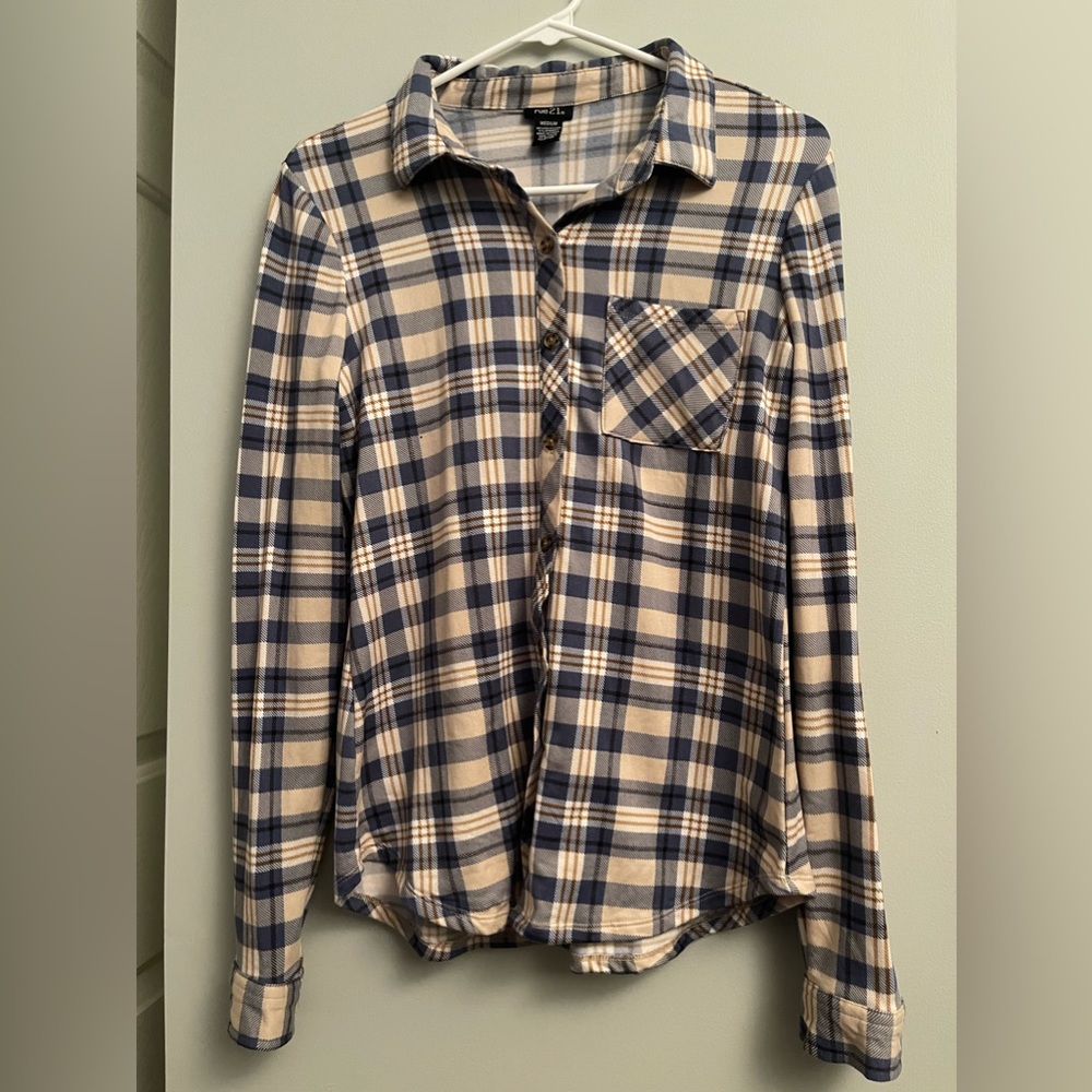 RUE21 Women Multi colored Long Sleeve Button-Down Shirt